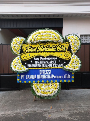 Papan Bunga Duka di Tegal Timur